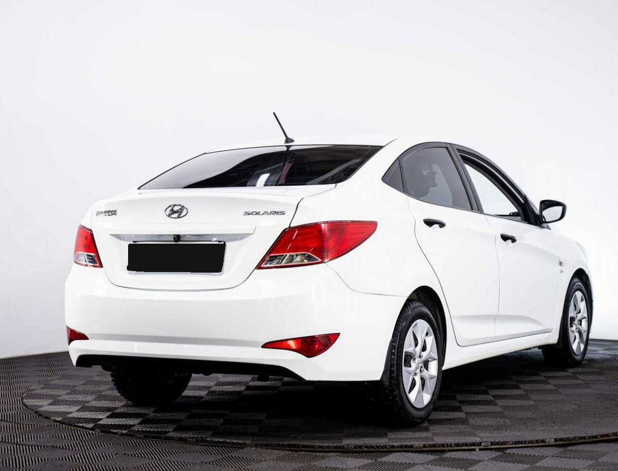 Купить Hyundai Solaris с пробегом. Фото: #5