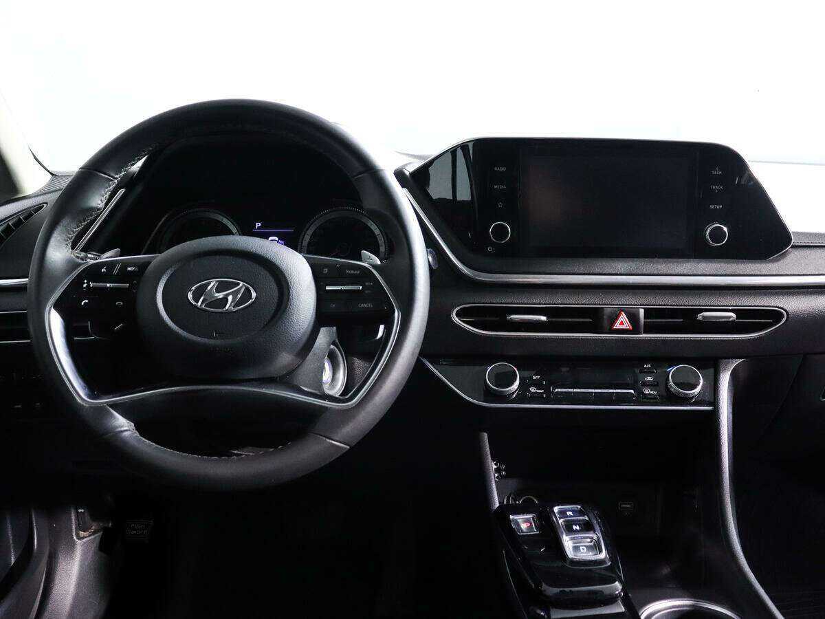 Купить Hyundai Sonata с пробегом. Фото: #9