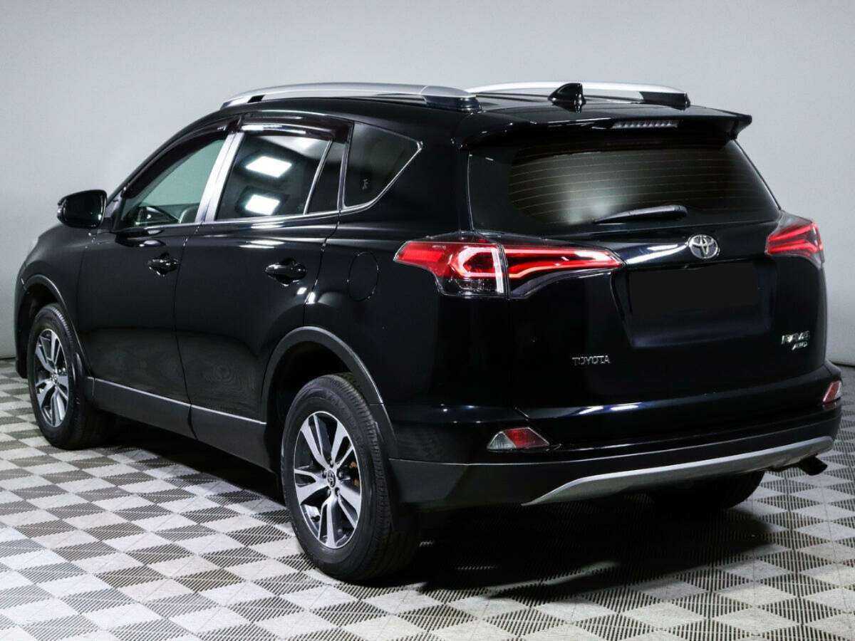 Купить Toyota RAV4 с пробегом. Фото: #5
