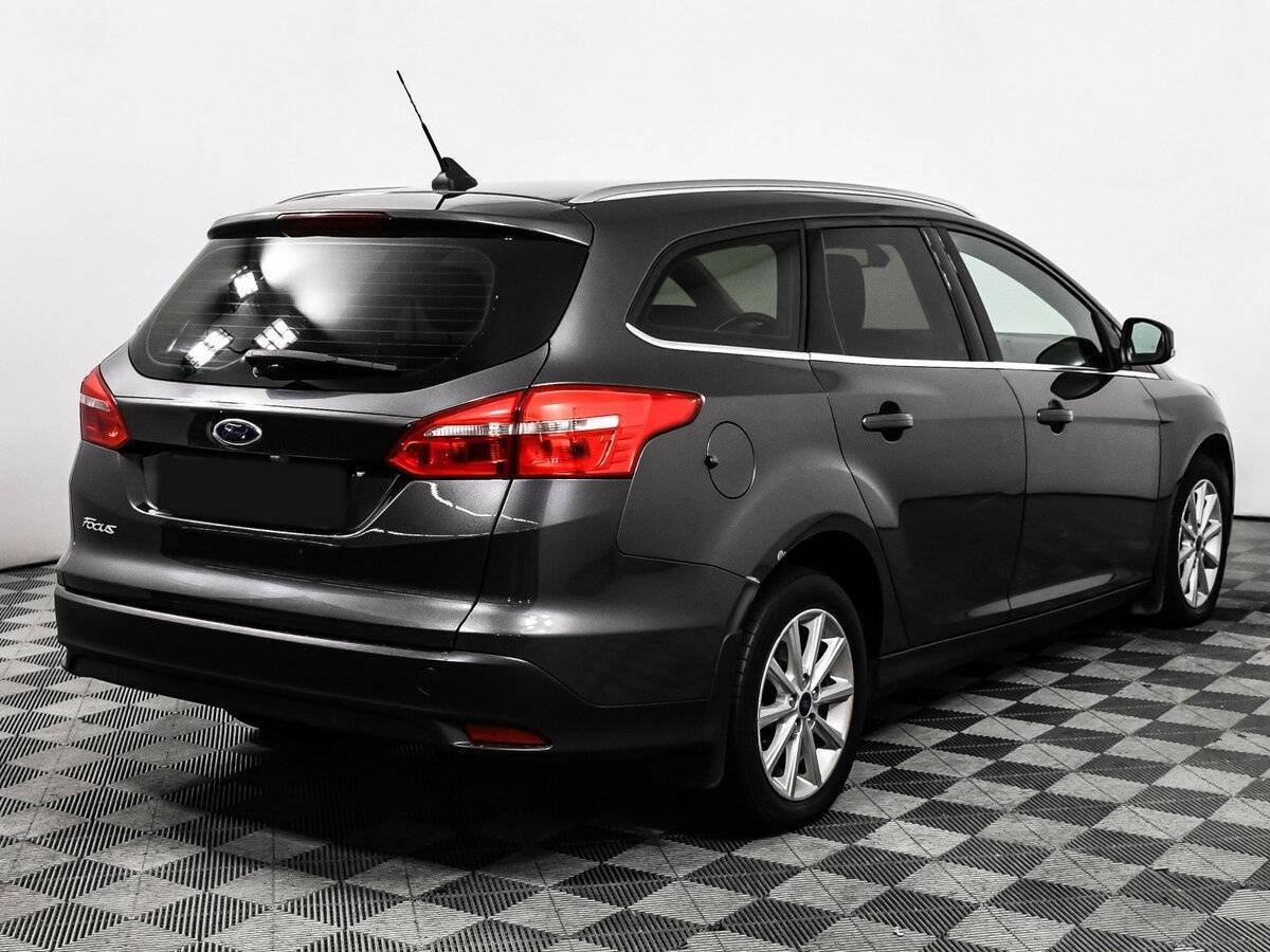 Купить Ford Focus с пробегом. Фото: #4