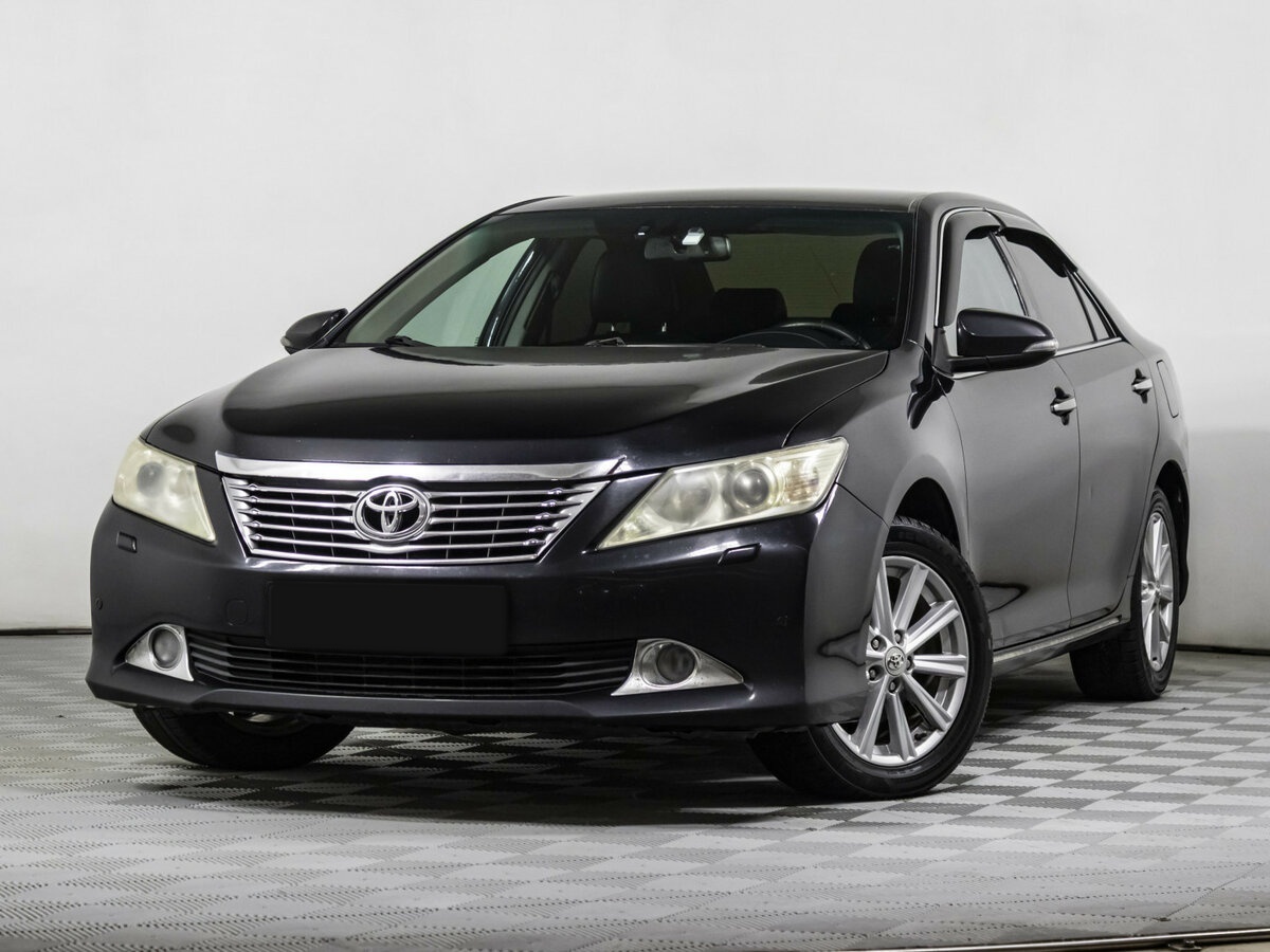 Купить Toyota Camry с пробегом. Фото: #0