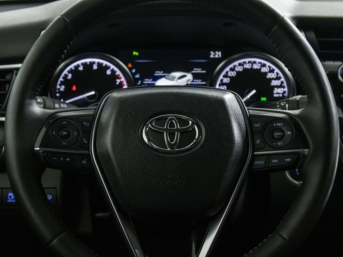 Купить Toyota Camry с пробегом. Фото: #9