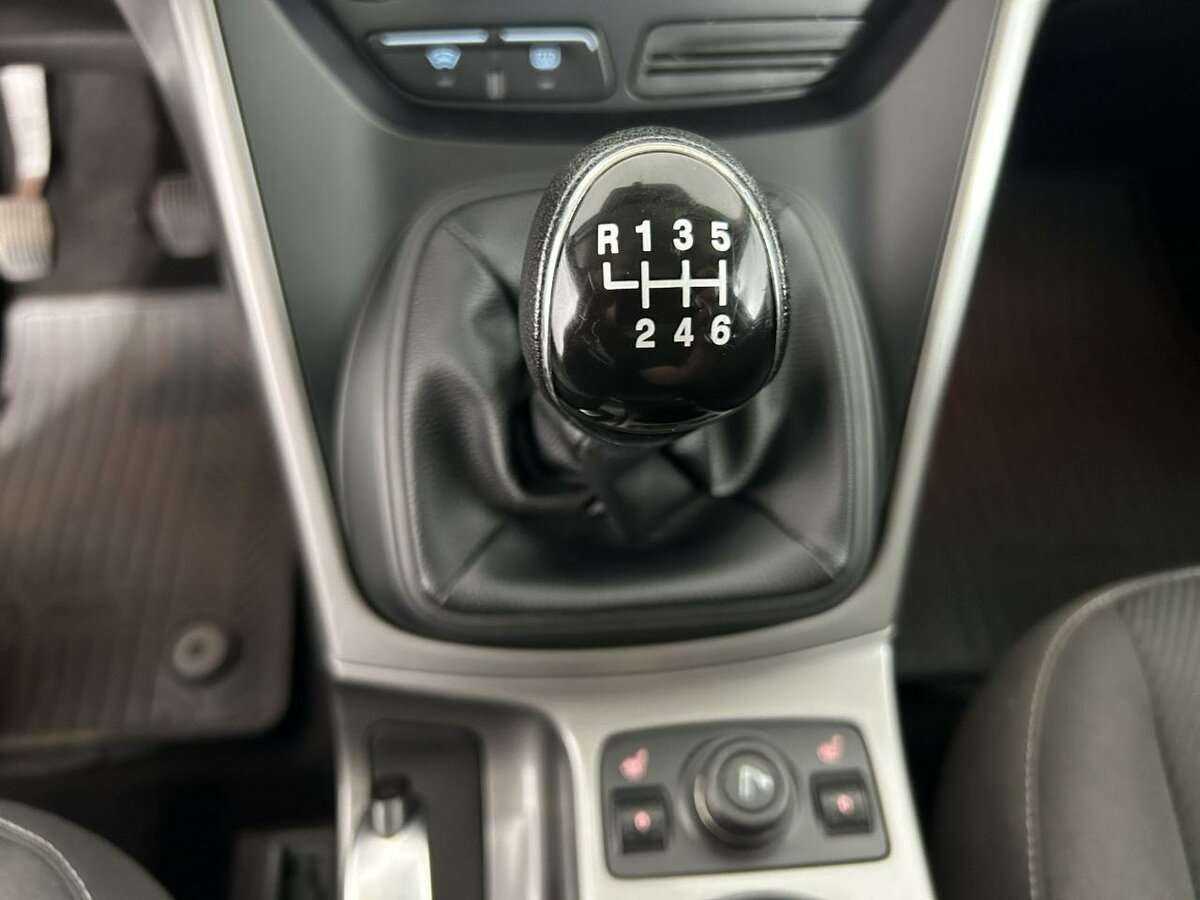 Купить Ford Kuga с пробегом. Фото: #12