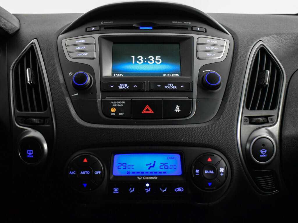 Купить Hyundai ix35 с пробегом. Фото: #12