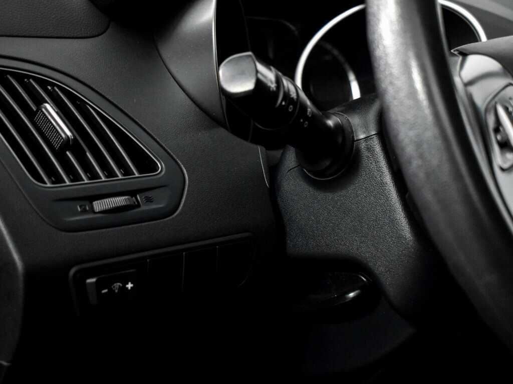 Купить Hyundai ix35 с пробегом. Фото: #9