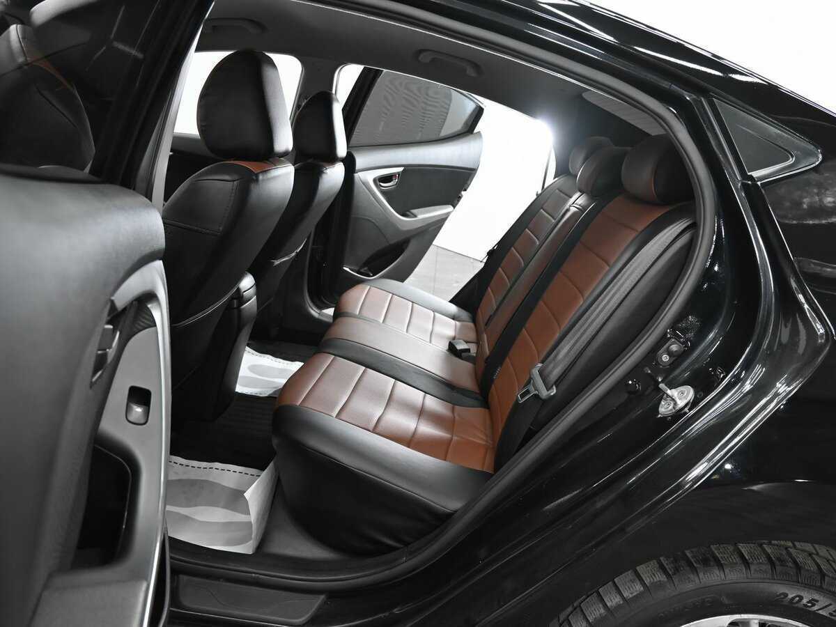 Купить Hyundai Elantra с пробегом. Фото: #11