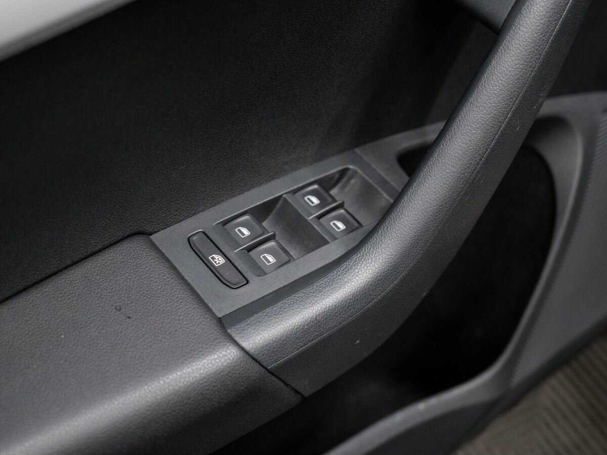 Купить Skoda Octavia с пробегом. Фото: #14