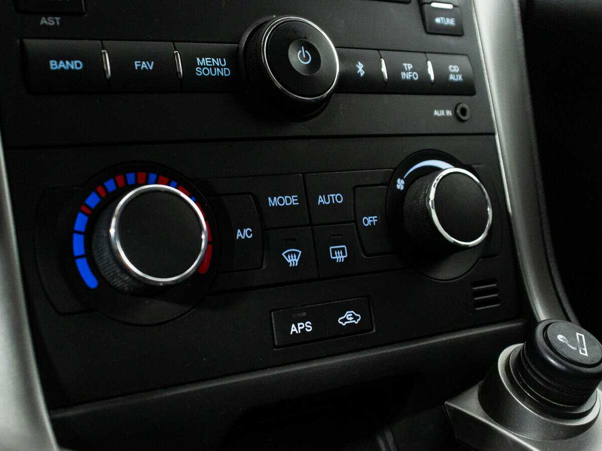 Купить Chevrolet Captiva с пробегом. Фото: #15