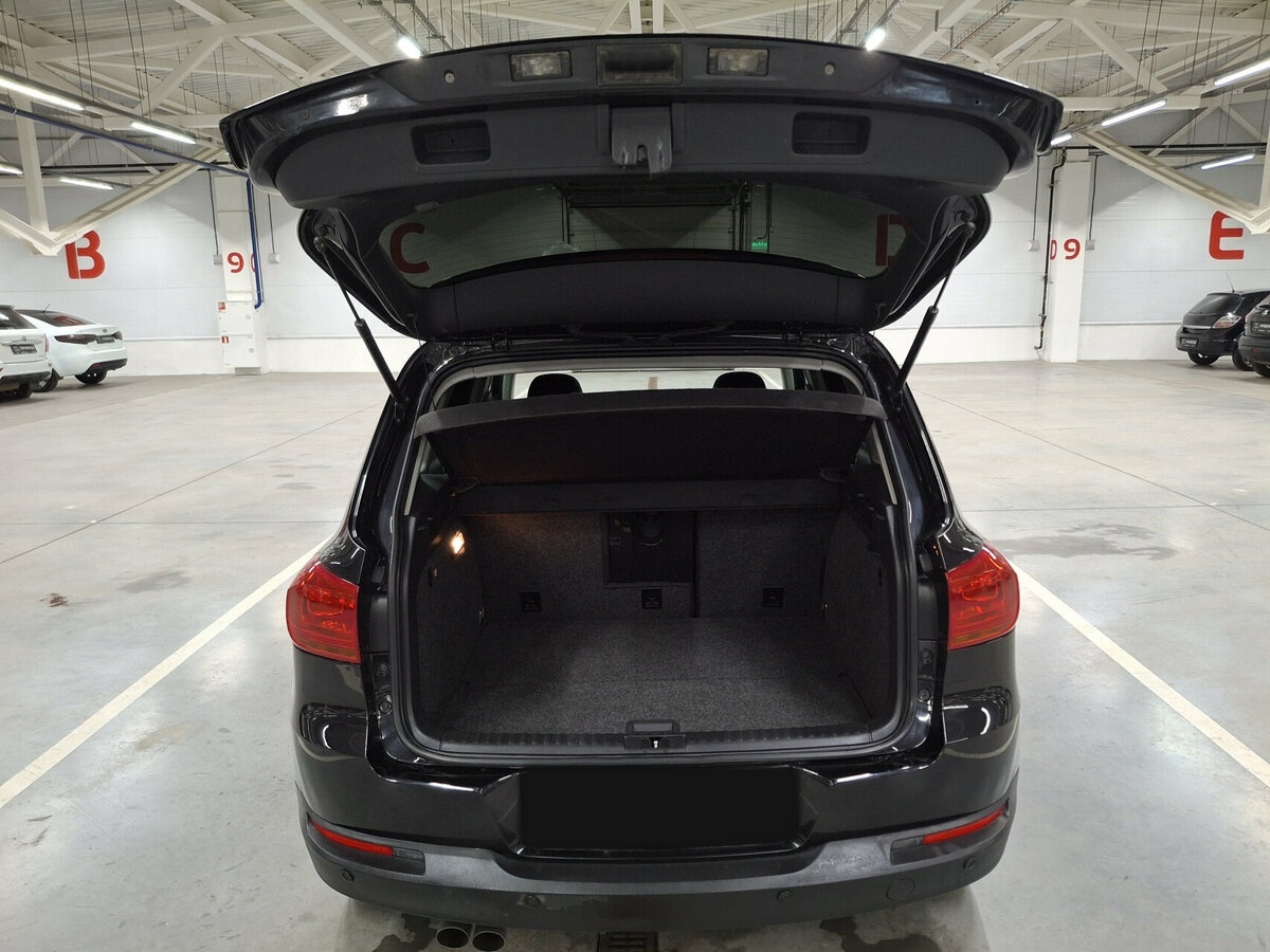 Купить Volkswagen Tiguan с пробегом. Фото: #9