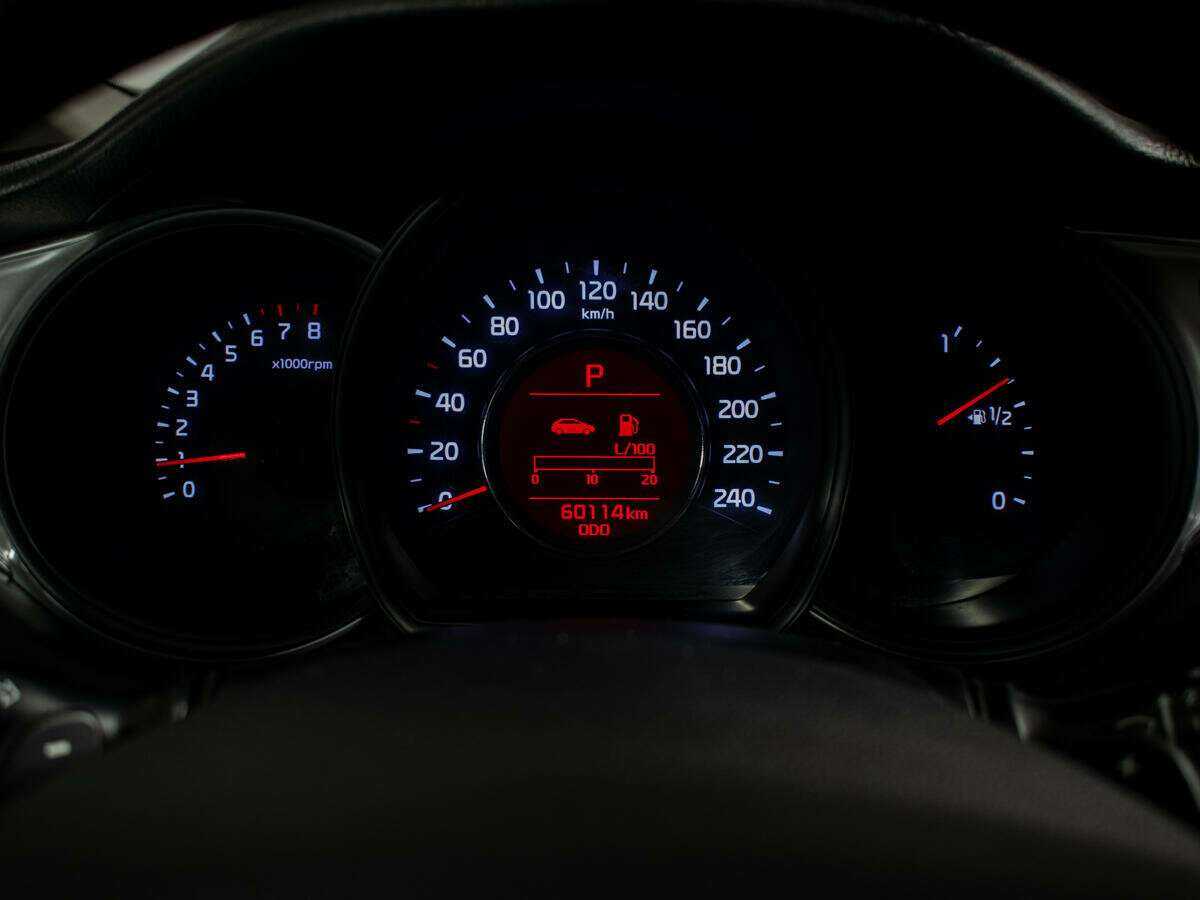 Купить Kia Ceed с пробегом. Фото: #11