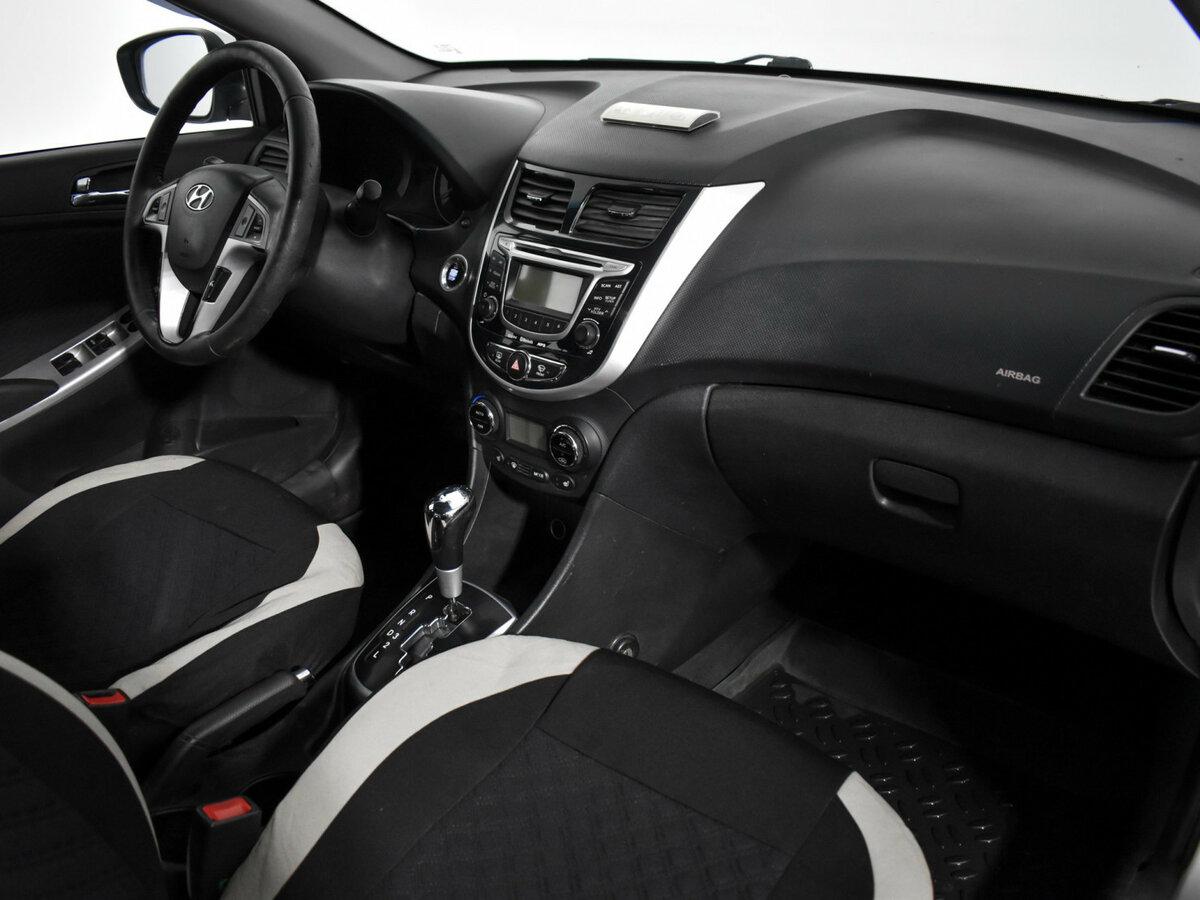 Купить Hyundai Solaris с пробегом. Фото: #12