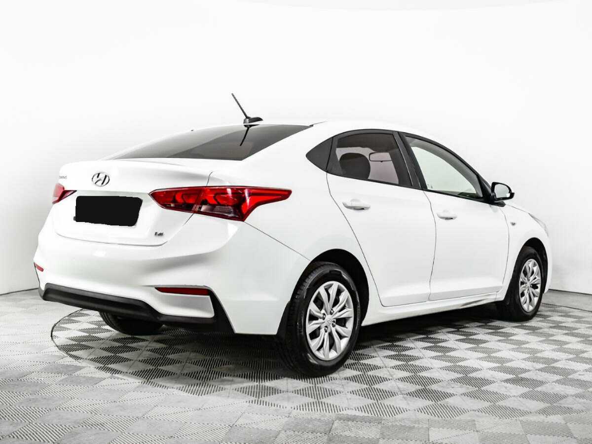 Купить Hyundai Solaris с пробегом. Фото: #3