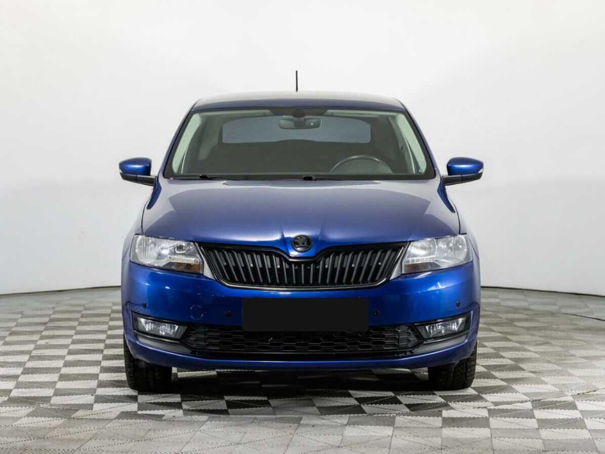 Купить Skoda Rapid с пробегом. Фото: #1