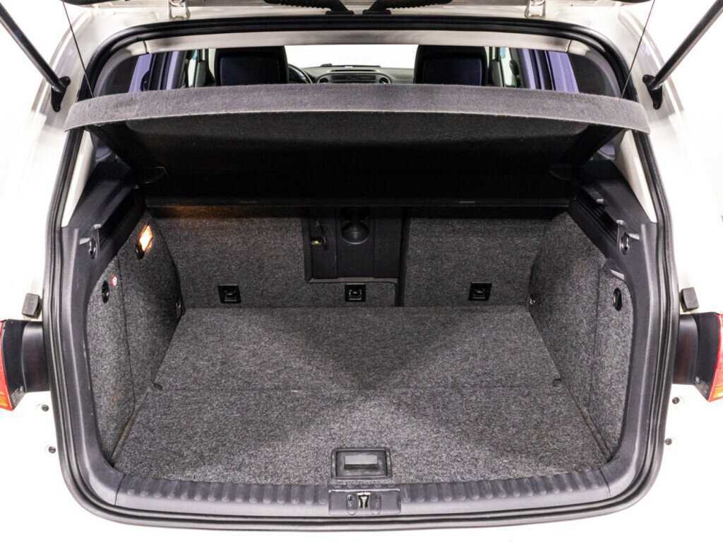 Купить Volkswagen Tiguan с пробегом. Фото: #14