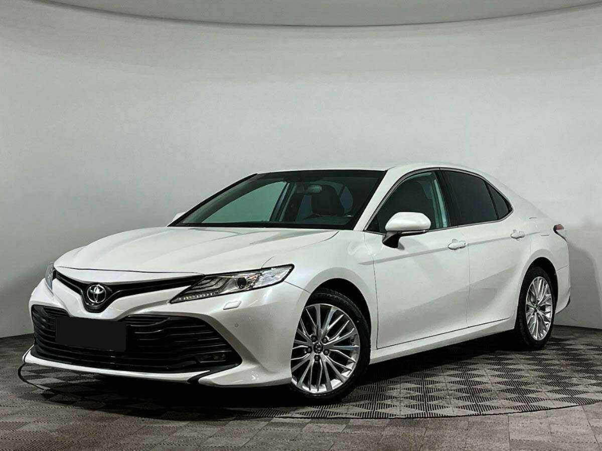 Купить Toyota Camry с пробегом. Фото: #0