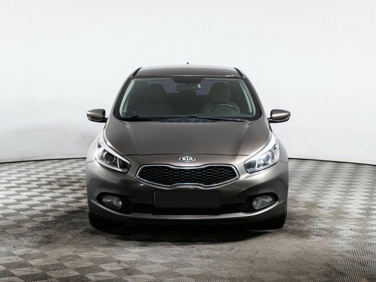 Купить Kia Ceed с пробегом. Фото: #1