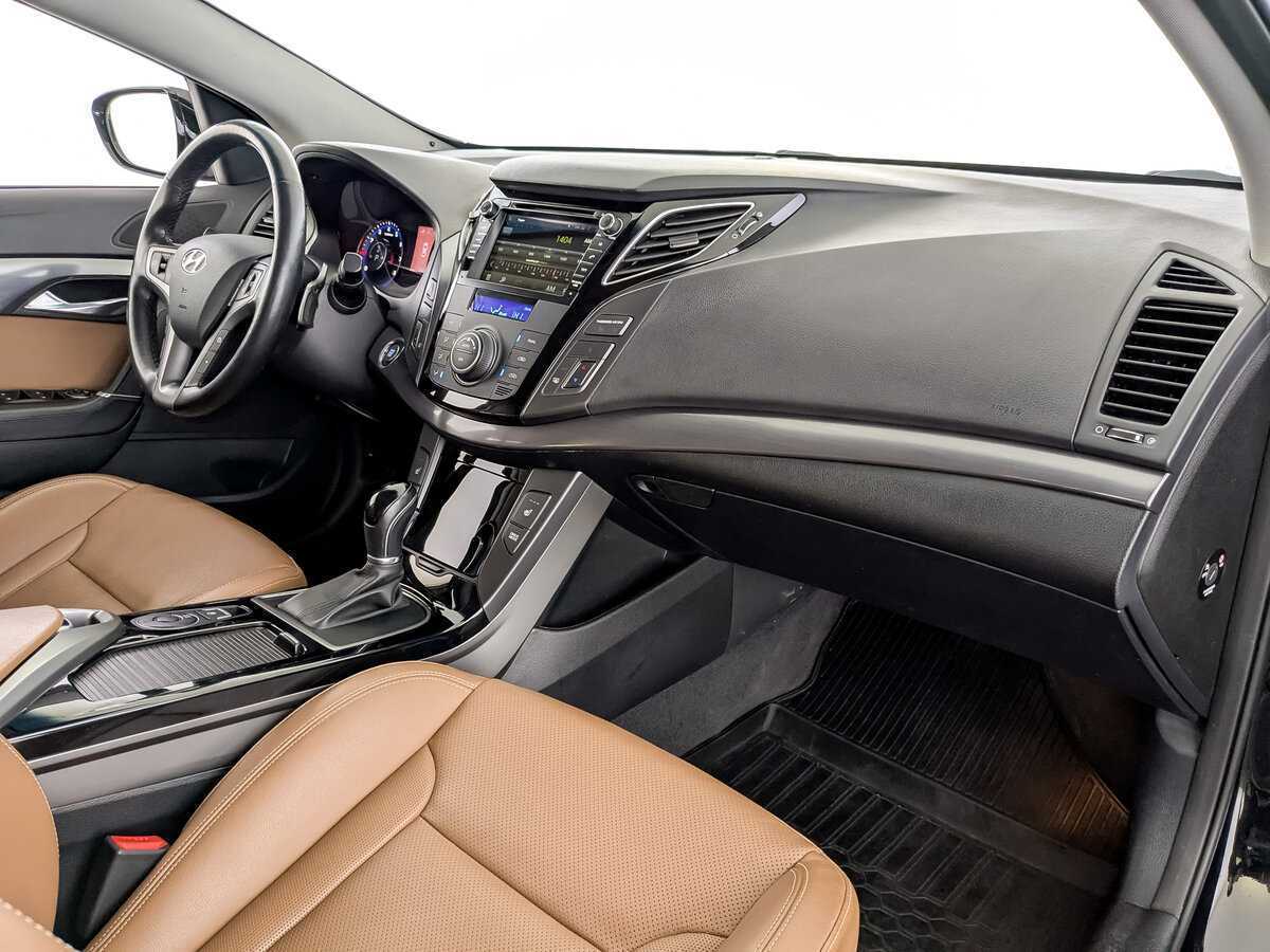 Купить Hyundai i40 с пробегом. Фото: #10