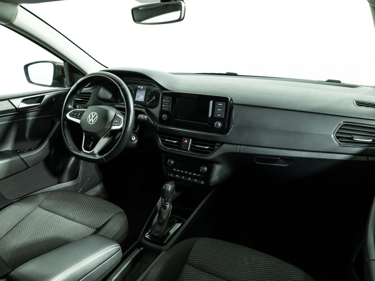 Купить Volkswagen Polo с пробегом. Фото: #8