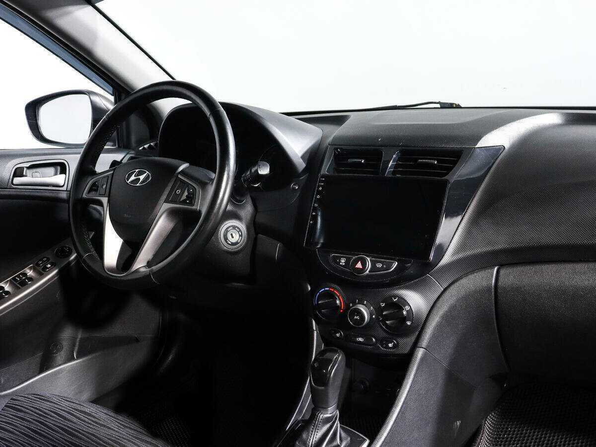 Купить Hyundai Solaris с пробегом. Фото: #6