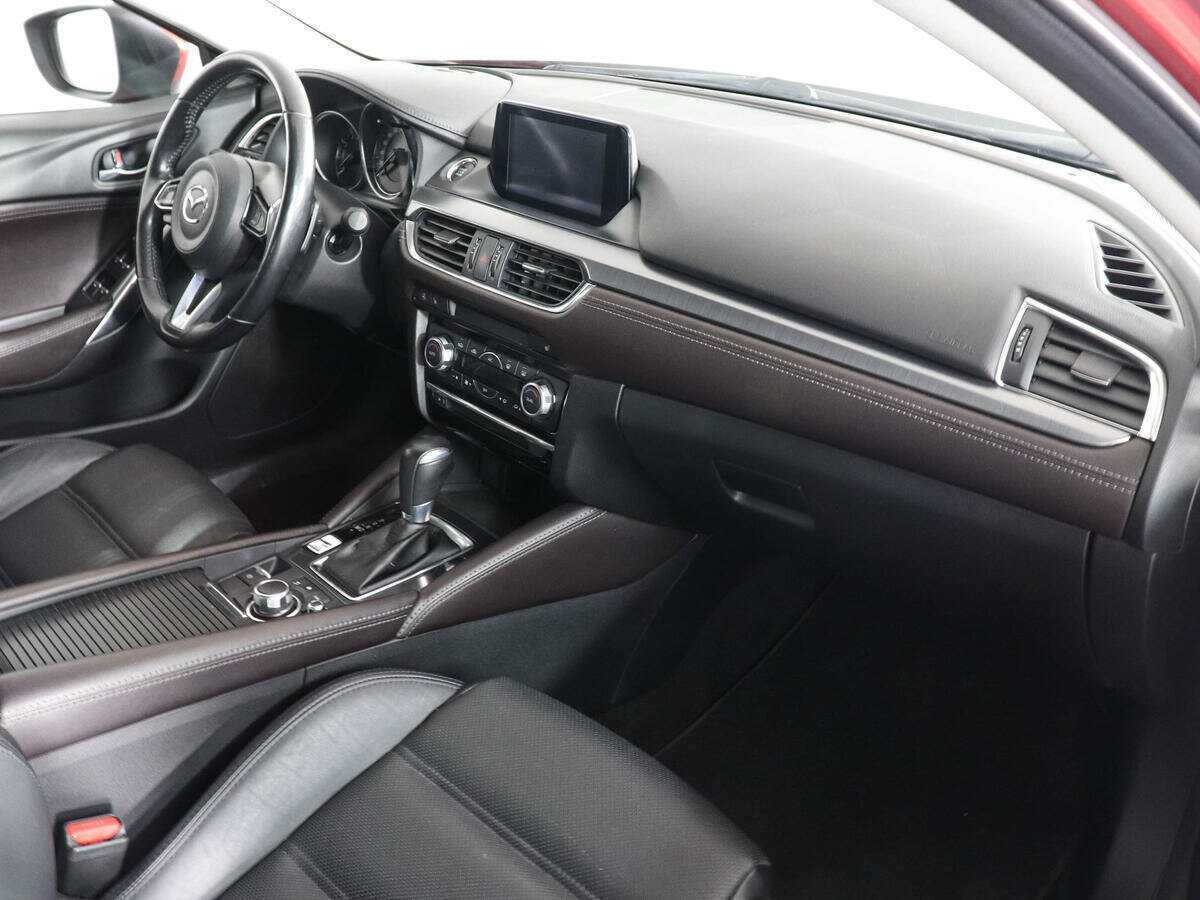 Купить Mazda 6 с пробегом. Фото: #9