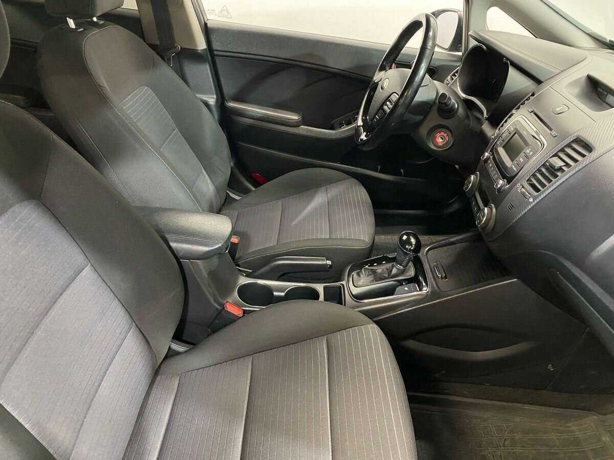 Купить Kia Cerato с пробегом. Фото: #9