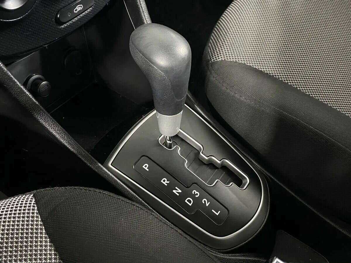 Купить Hyundai Solaris с пробегом. Фото: #12