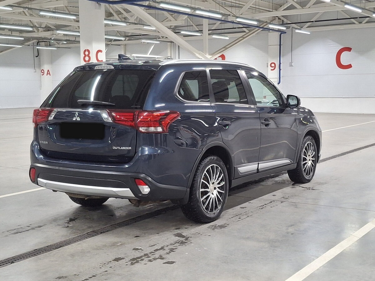 Купить Mitsubishi Outlander с пробегом. Фото: #4