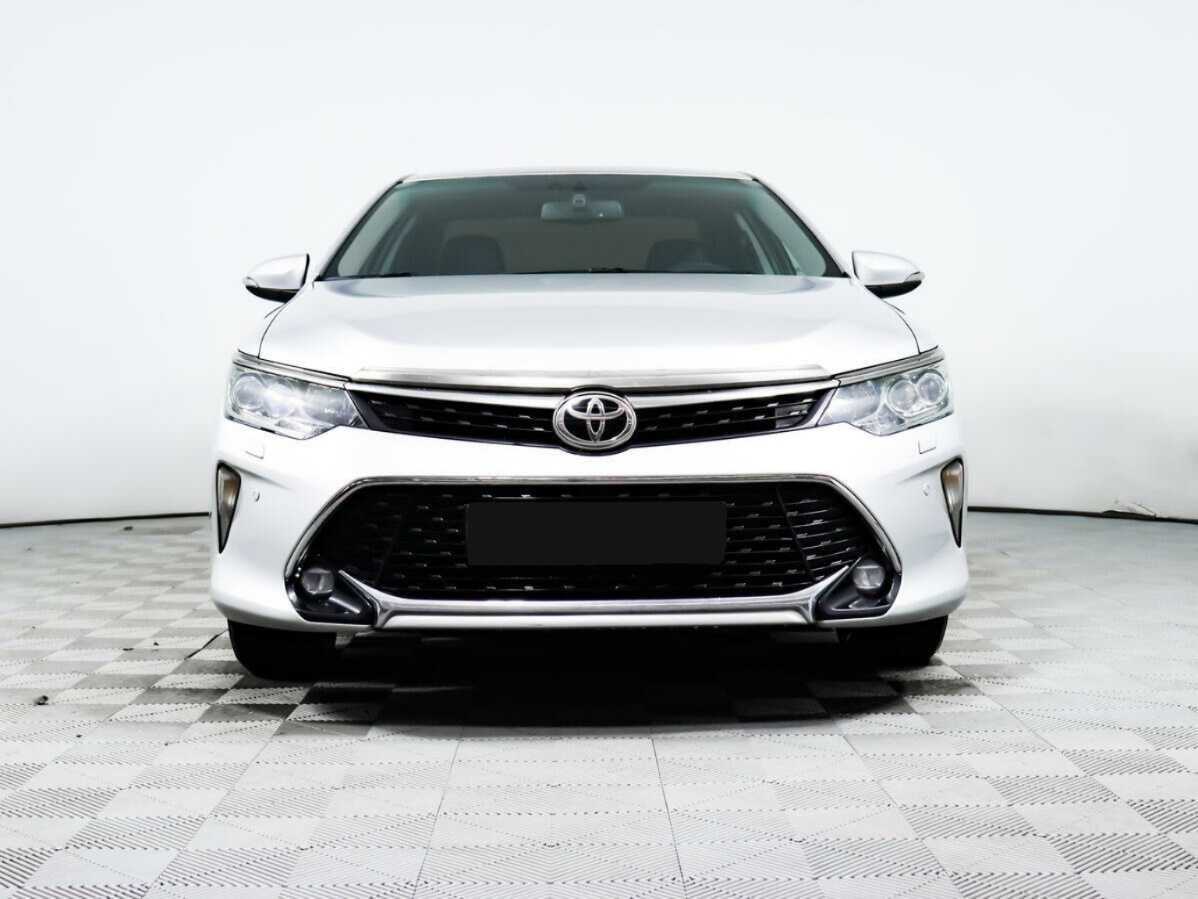 Купить Toyota Camry с пробегом. Фото: #1