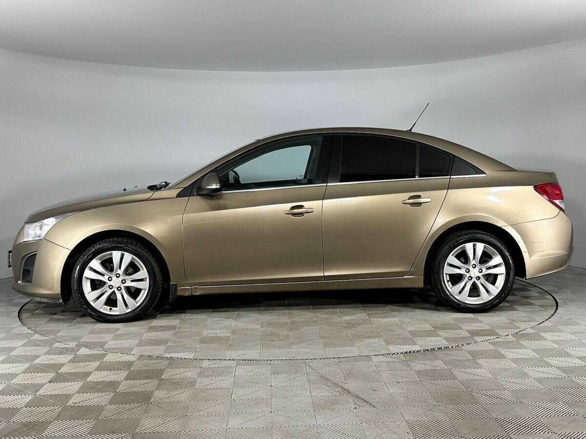 Купить Chevrolet Cruze с пробегом. Фото: #5