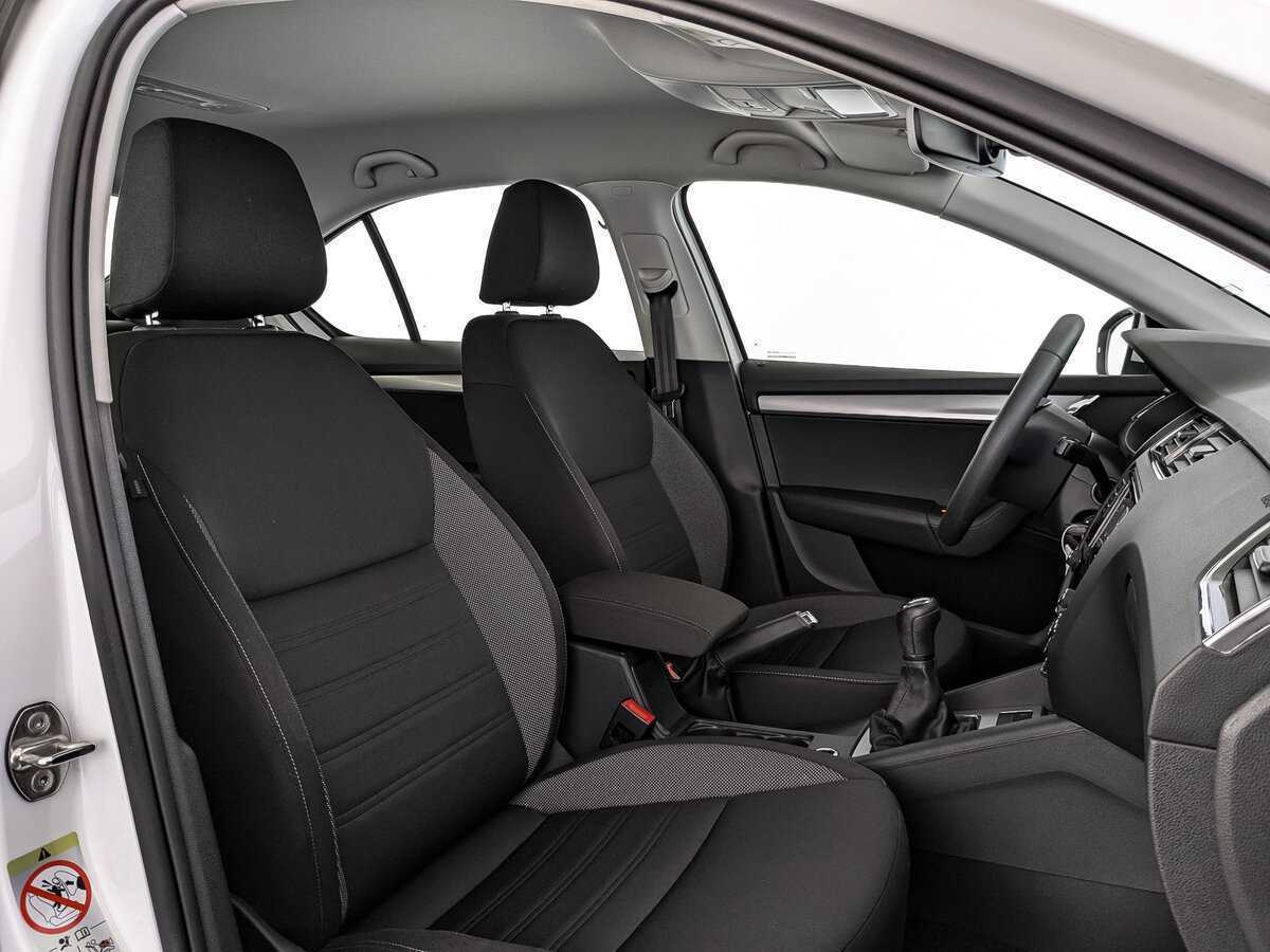 Купить Skoda Octavia с пробегом. Фото: #18