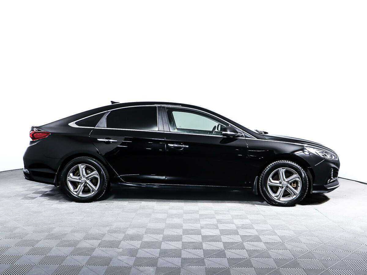 Купить Hyundai Sonata с пробегом. Фото: #3