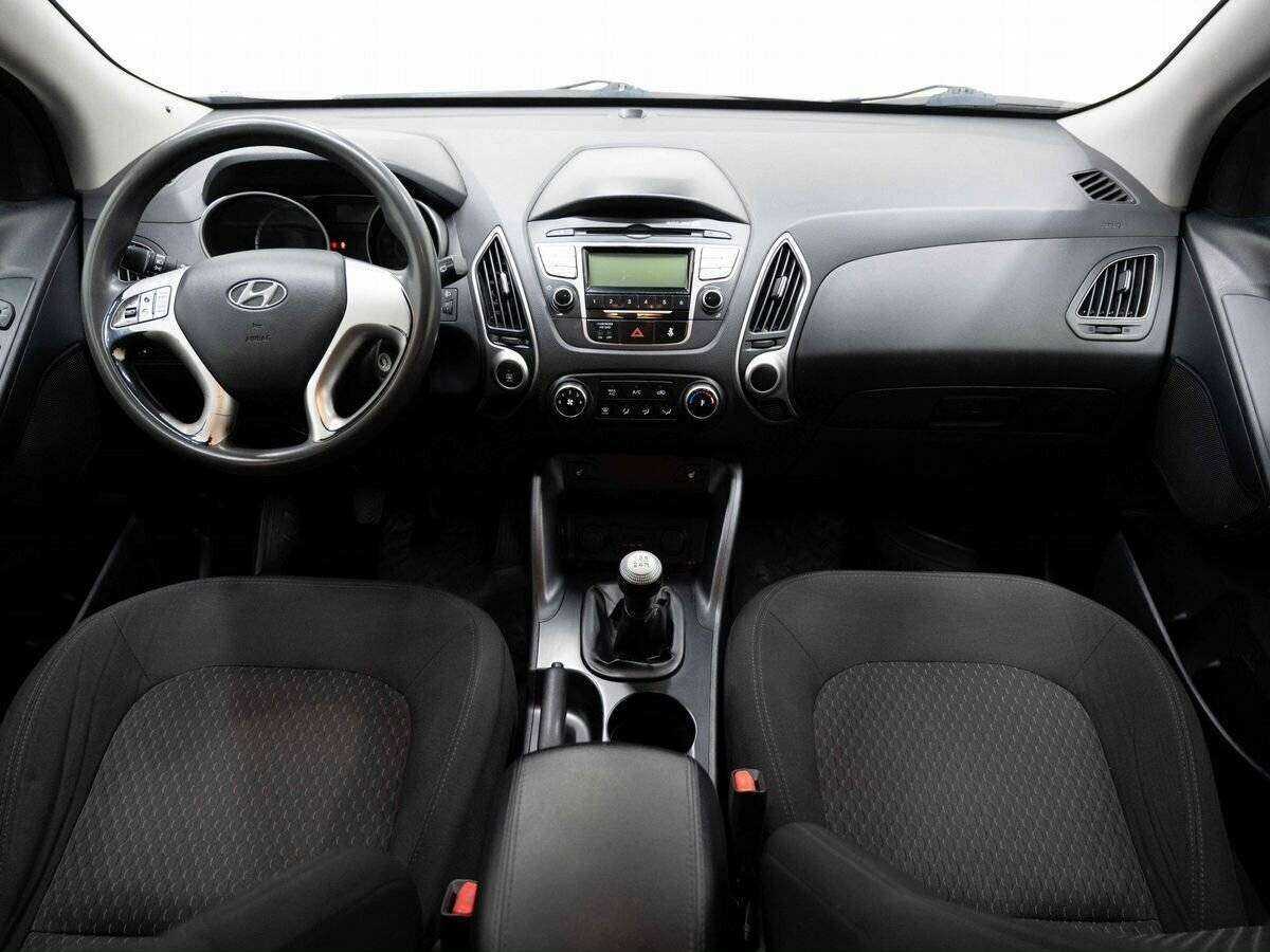 Купить Hyundai ix35 с пробегом. Фото: #11