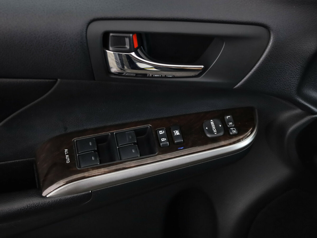 Купить Toyota Camry с пробегом. Фото: #22