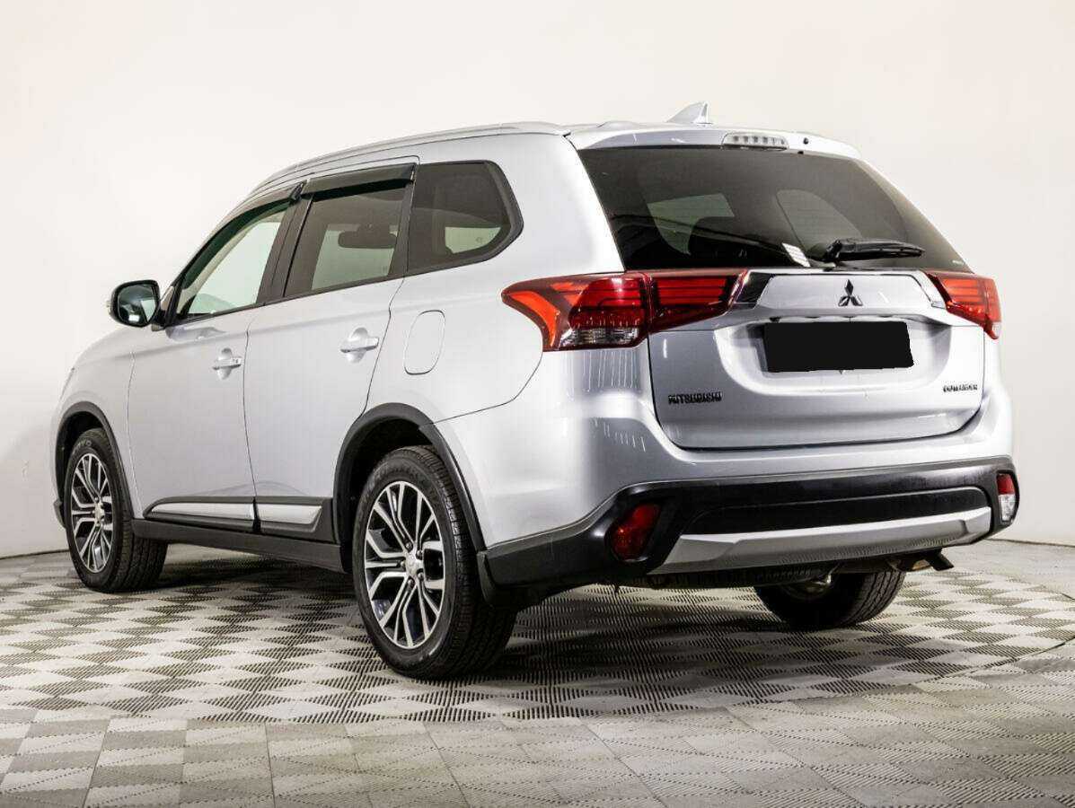 Купить Mitsubishi Outlander с пробегом. Фото: #6