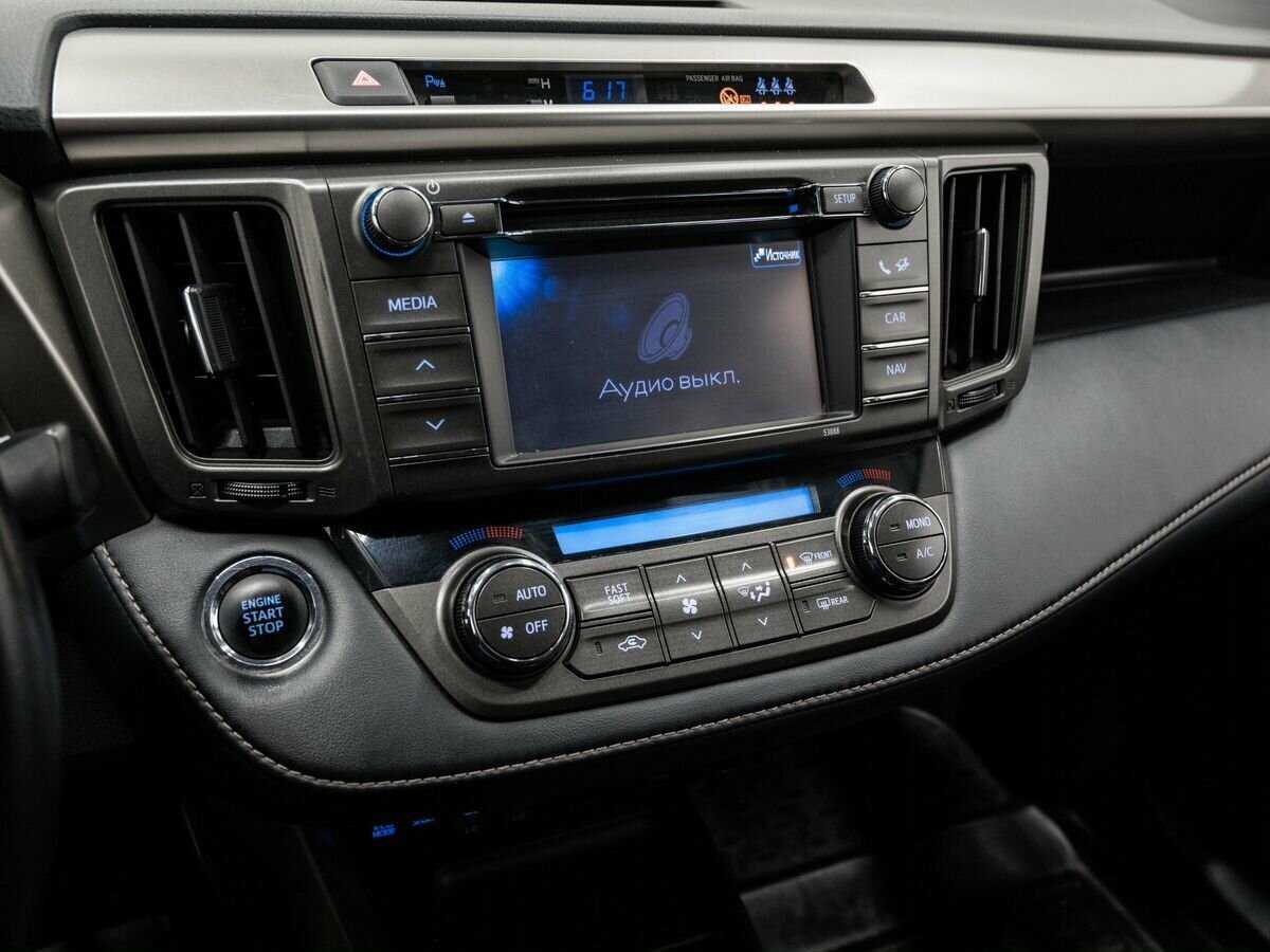 Купить Toyota RAV4 с пробегом. Фото: #18