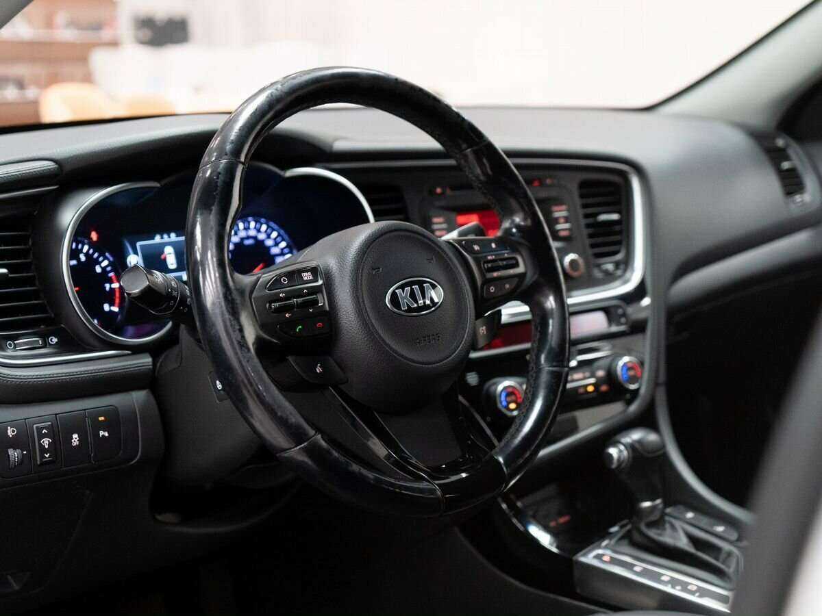 Купить Kia Optima с пробегом. Фото: #4