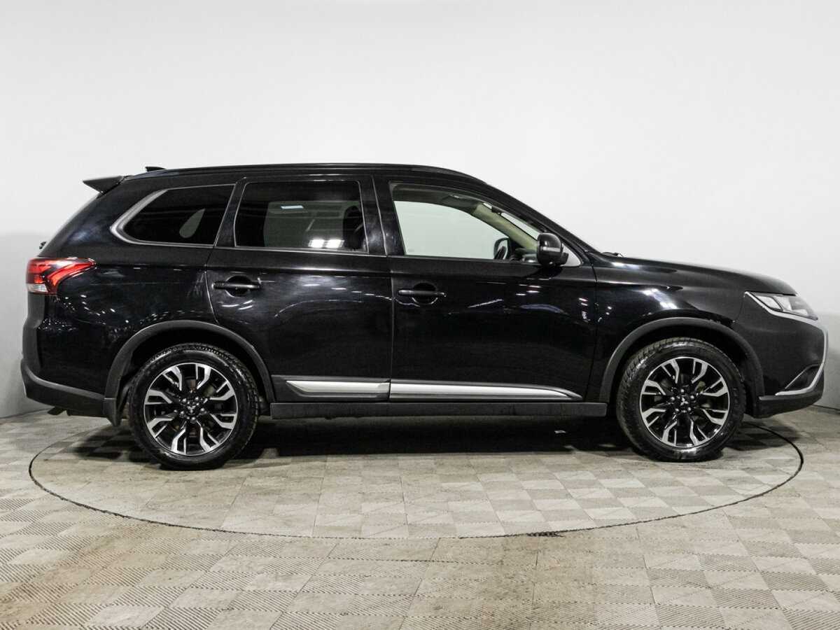 Купить Mitsubishi Outlander с пробегом. Фото: #3