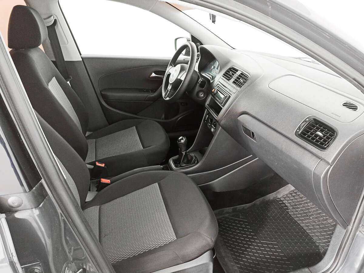 Купить Volkswagen Polo с пробегом. Фото: #7