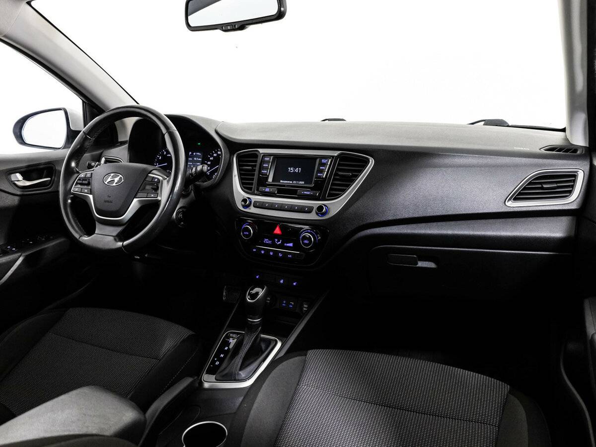 Купить Hyundai Solaris с пробегом. Фото: #6