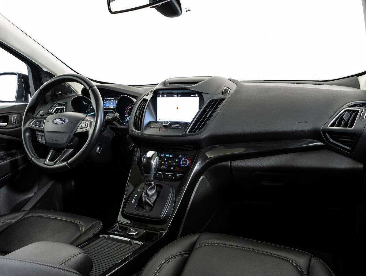 Купить Ford Kuga с пробегом. Фото: #6