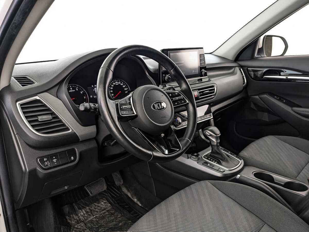Купить Kia Seltos с пробегом. Фото: #10