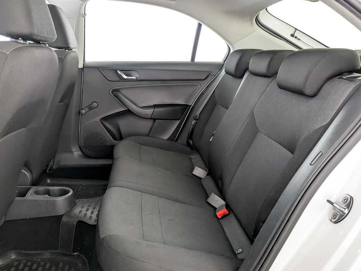 Купить Skoda Rapid с пробегом. Фото: #11