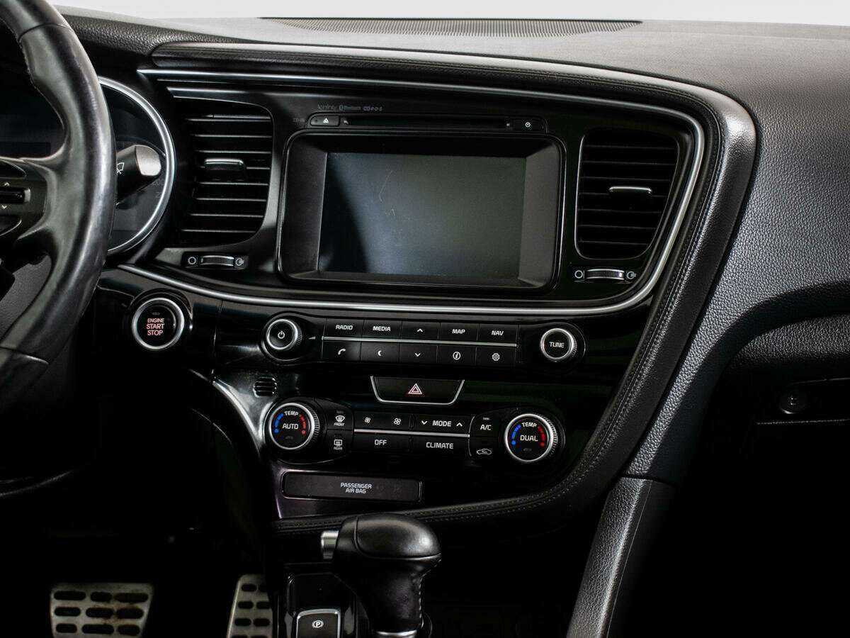 Купить Kia Optima с пробегом. Фото: #9