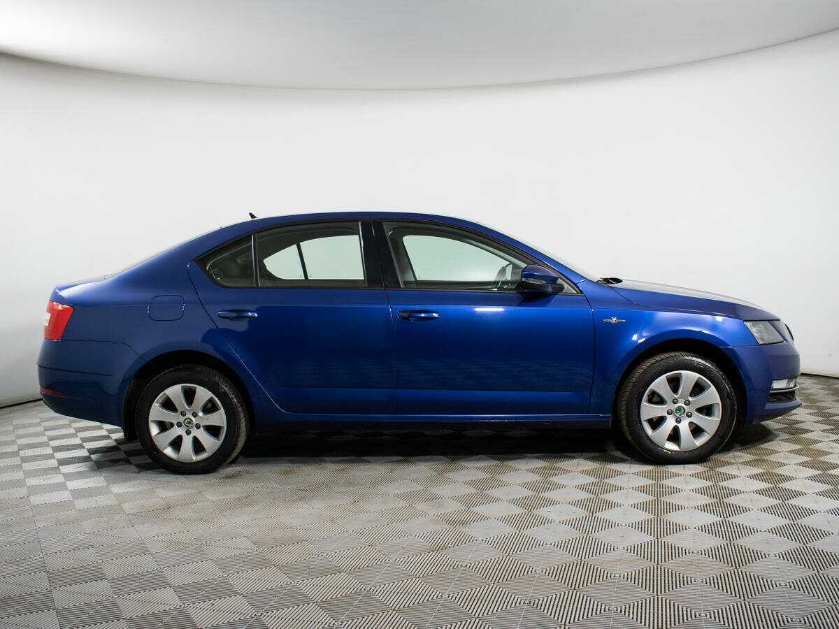 Купить Skoda Octavia с пробегом. Фото: #3