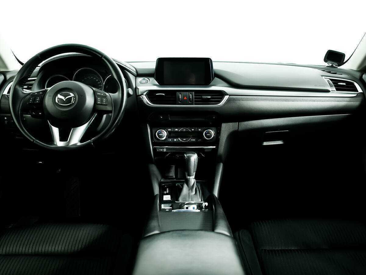 Купить Mazda 6 с пробегом. Фото: #10