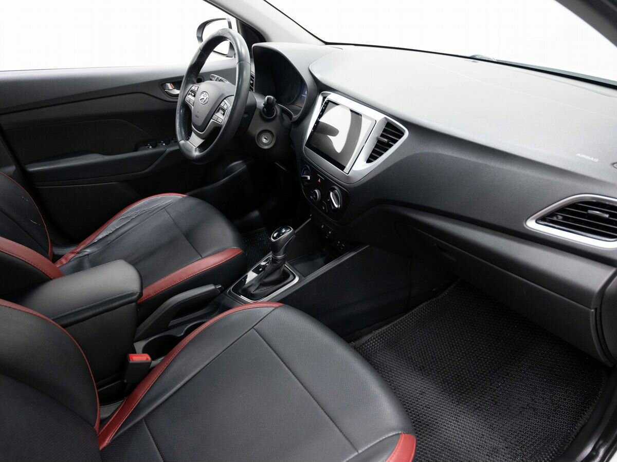 Купить Hyundai Solaris с пробегом. Фото: #12