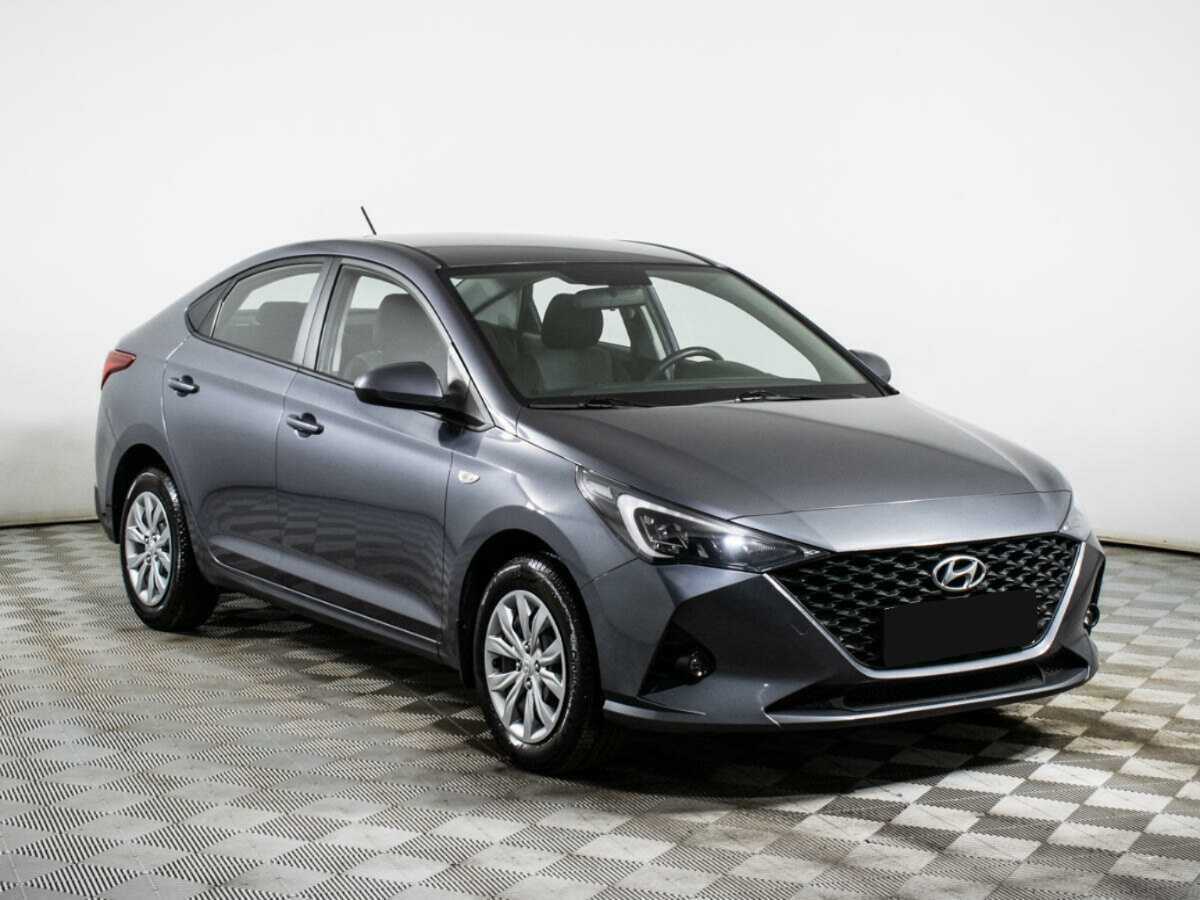 Купить Hyundai Solaris с пробегом. Фото: #2