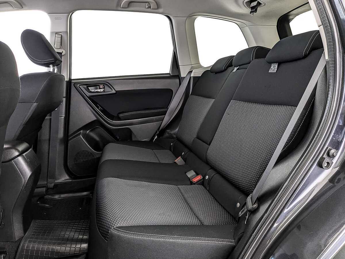 Купить Subaru Forester с пробегом. Фото: #11