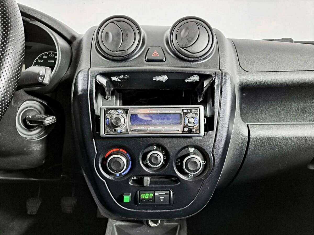 Купить Lada (ВАЗ) Granta с пробегом. Фото: #10