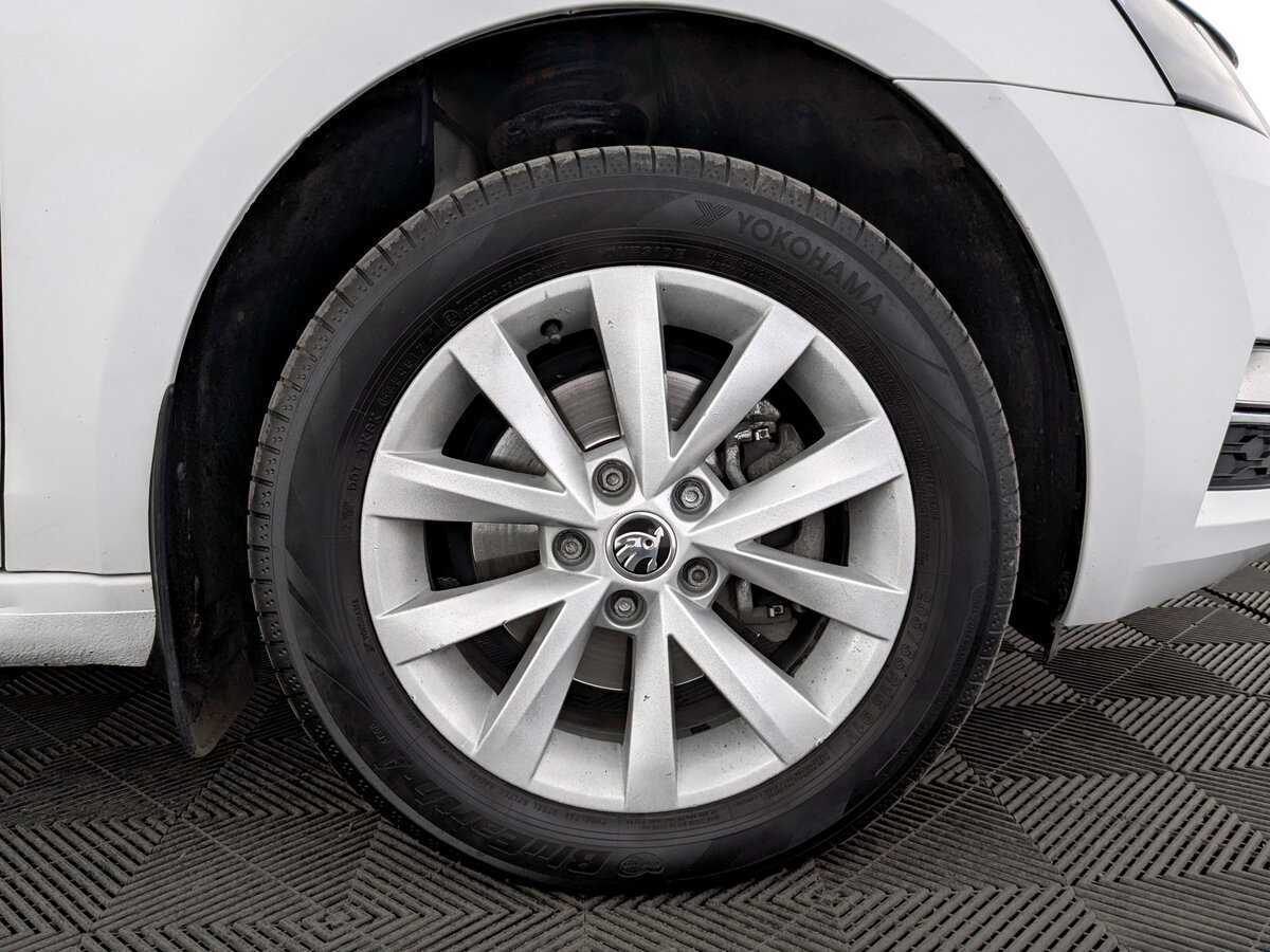 Купить Skoda Octavia с пробегом. Фото: #17